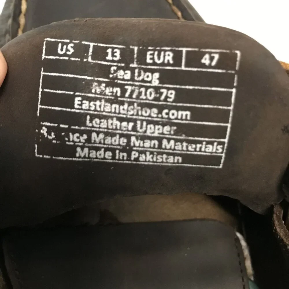 EASTLAND Mens 13/47 Sea Dog Boat Shoes Brown Waxed Leather NWOT